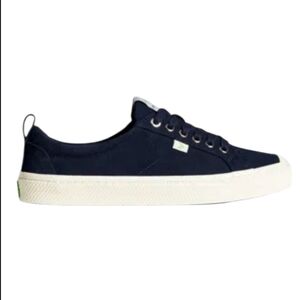 NEW NAVY Cariuma OCA Low NAVY BLUE Suede Sneaker Unisex Men's 9 Women’s 10.5